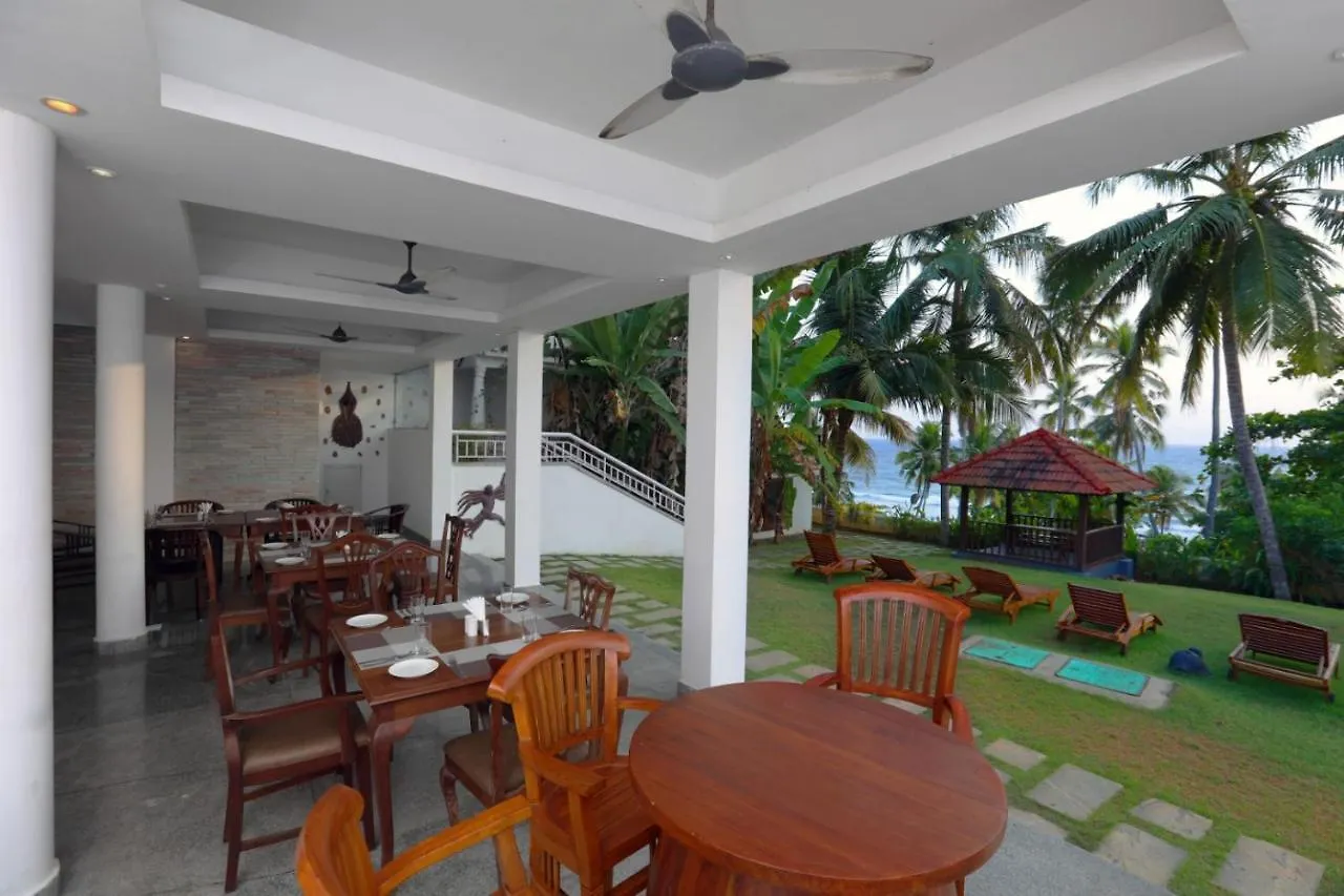 Getaway Beach Resort Kovalam 4*,